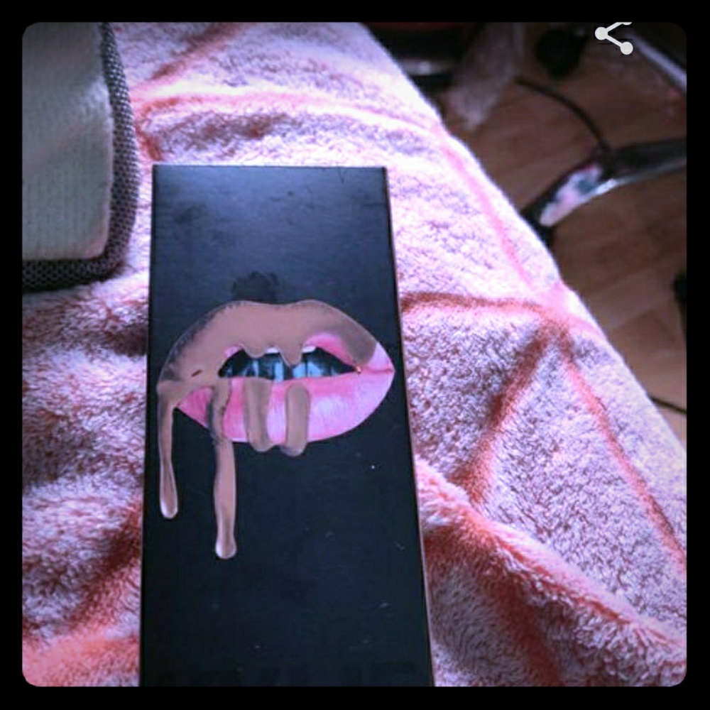 Kylie lip kit